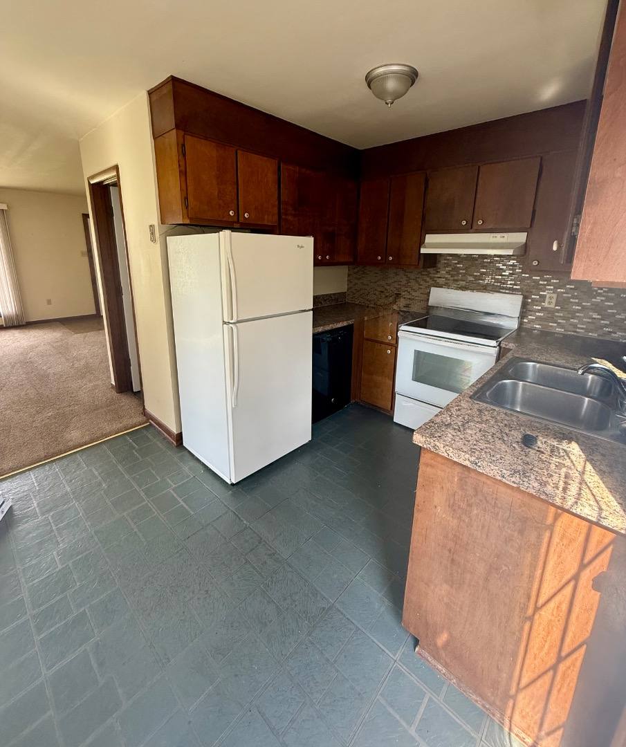 Apartment for rent at 138 Valley View Dr NE #11, Abingdon, VA 24210