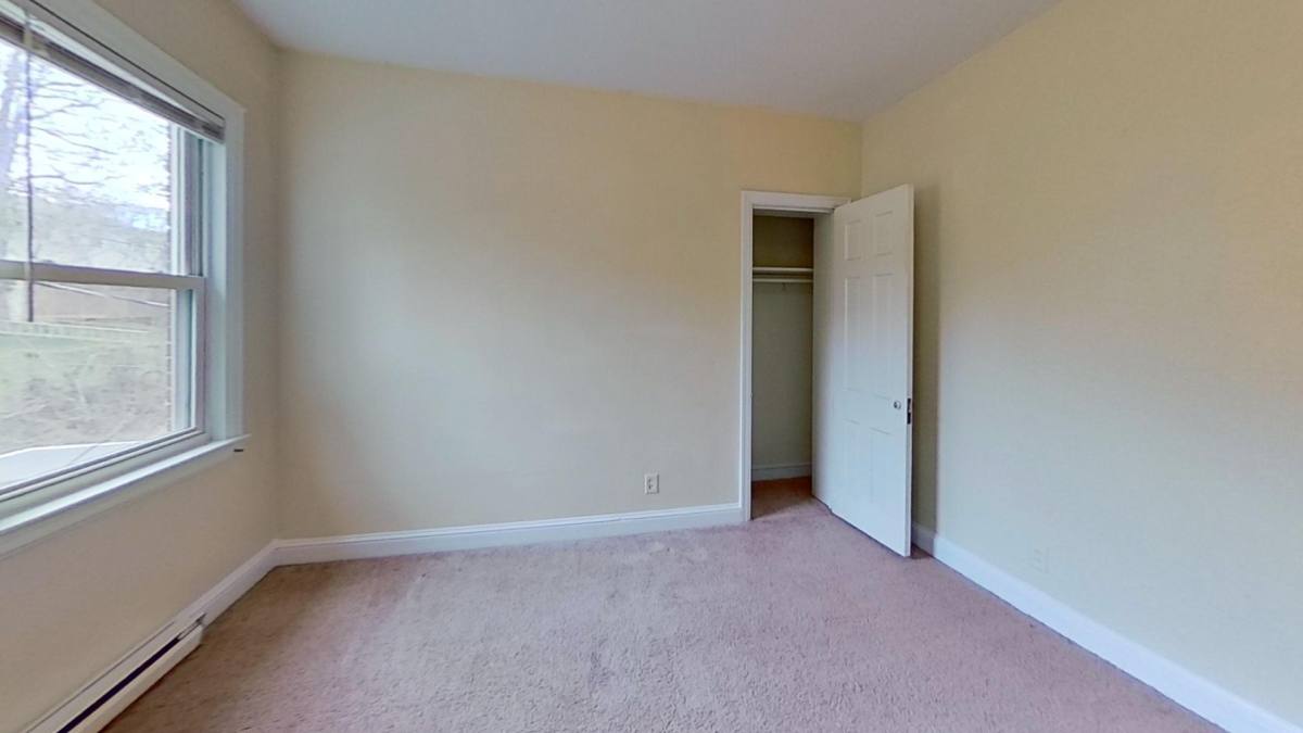 Apartment for rent at 515 Carter St #C, Front Royal, VA 22630