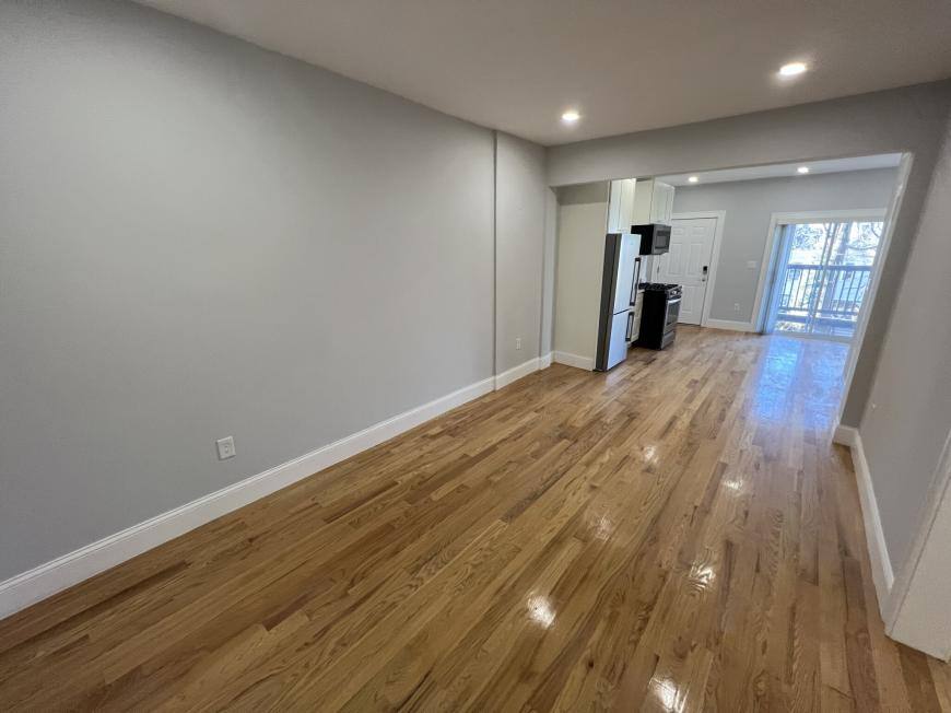 Apartment for rent at 372 Oxford St #U4, Cambridge, MA 02140