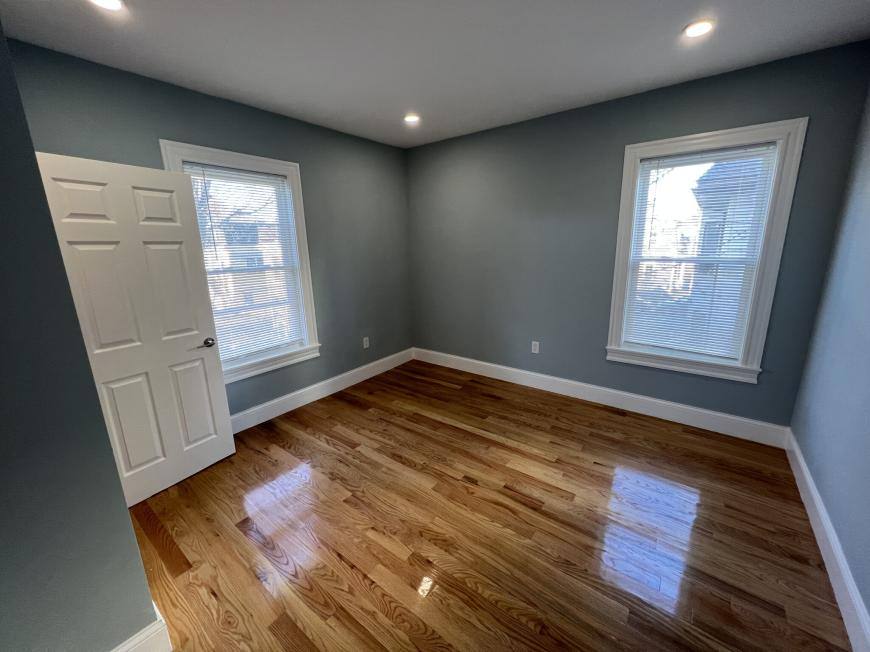 Apartment for rent at 372 Oxford St #U4, Cambridge, MA 02140