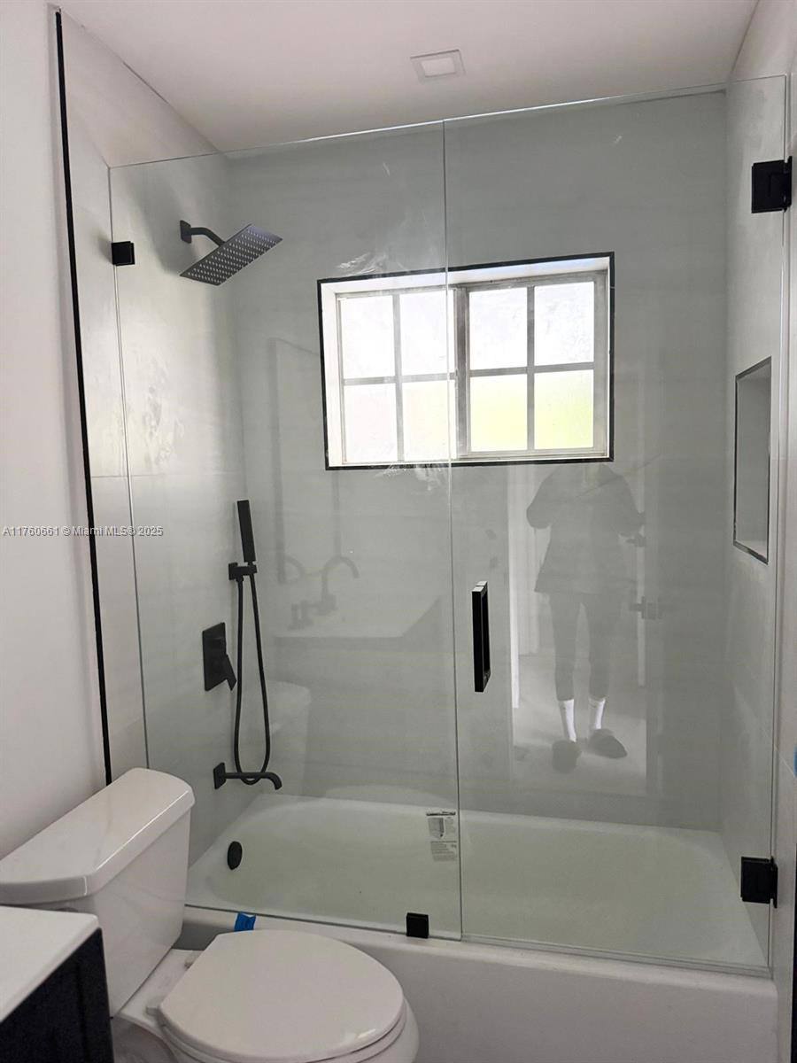 House for rent at 2101 N 15th Ave, Hollywood, FL 33020