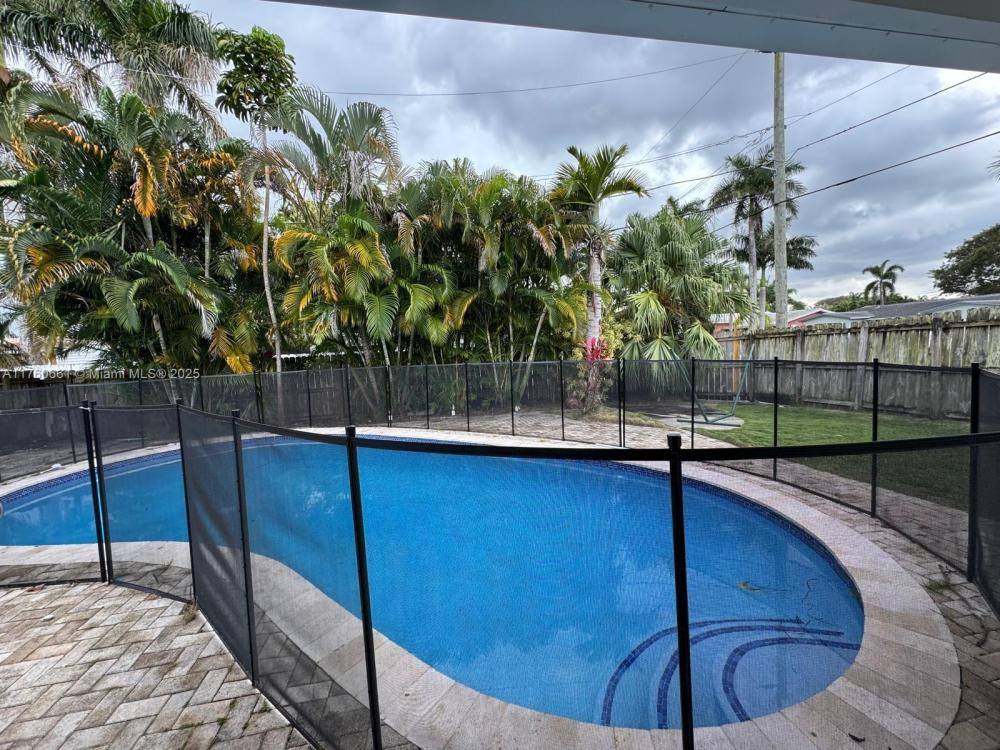 House for rent at 2101 N 15th Ave, Hollywood, FL 33020