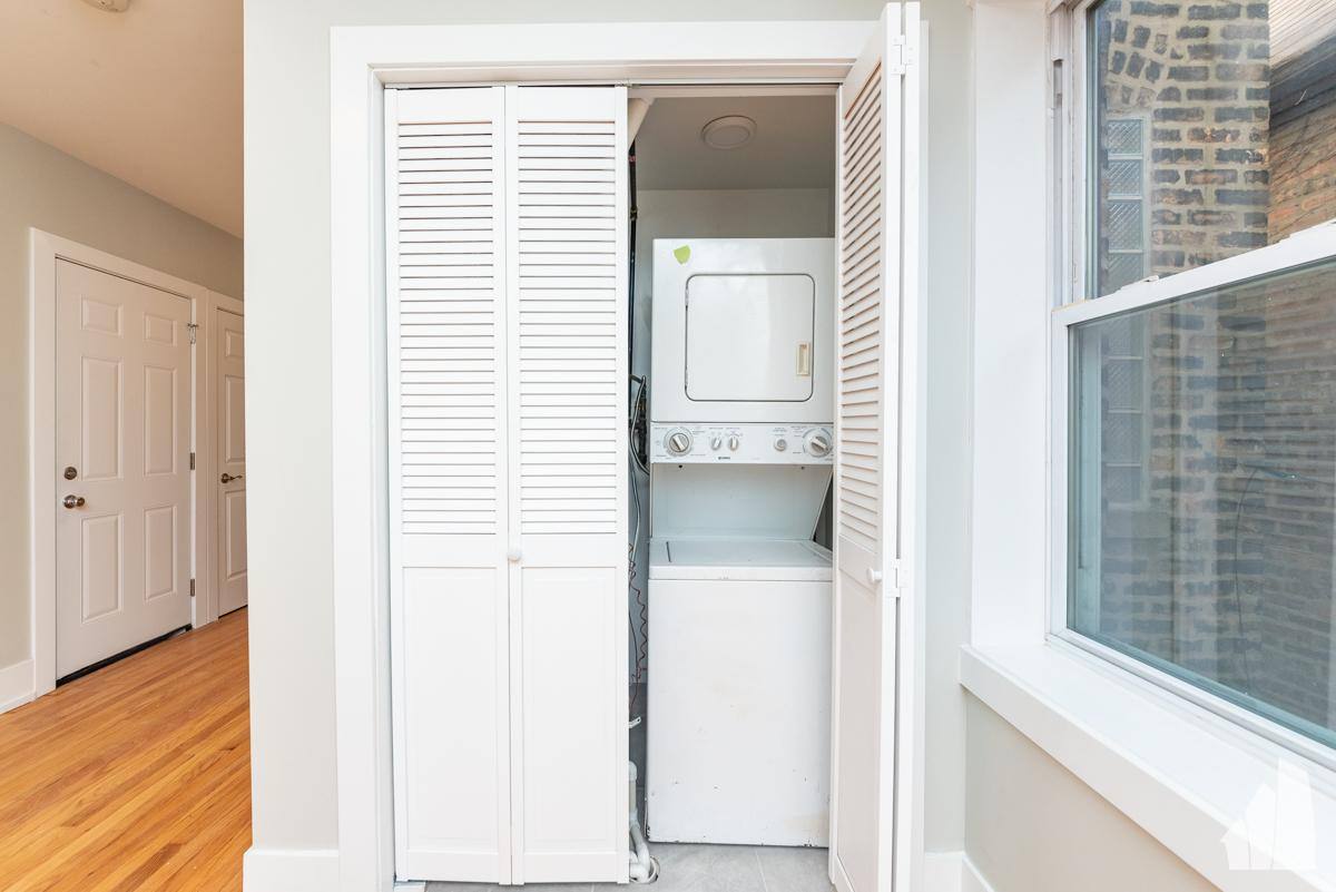 Apartment for rent at 1122 W Addison #1, Chicago, IL 60657