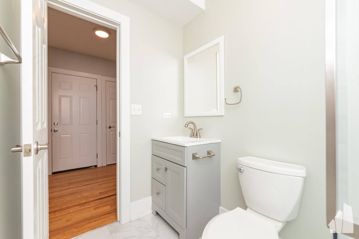 Apartment for rent at 1122 W Addison #1, Chicago, IL 60657