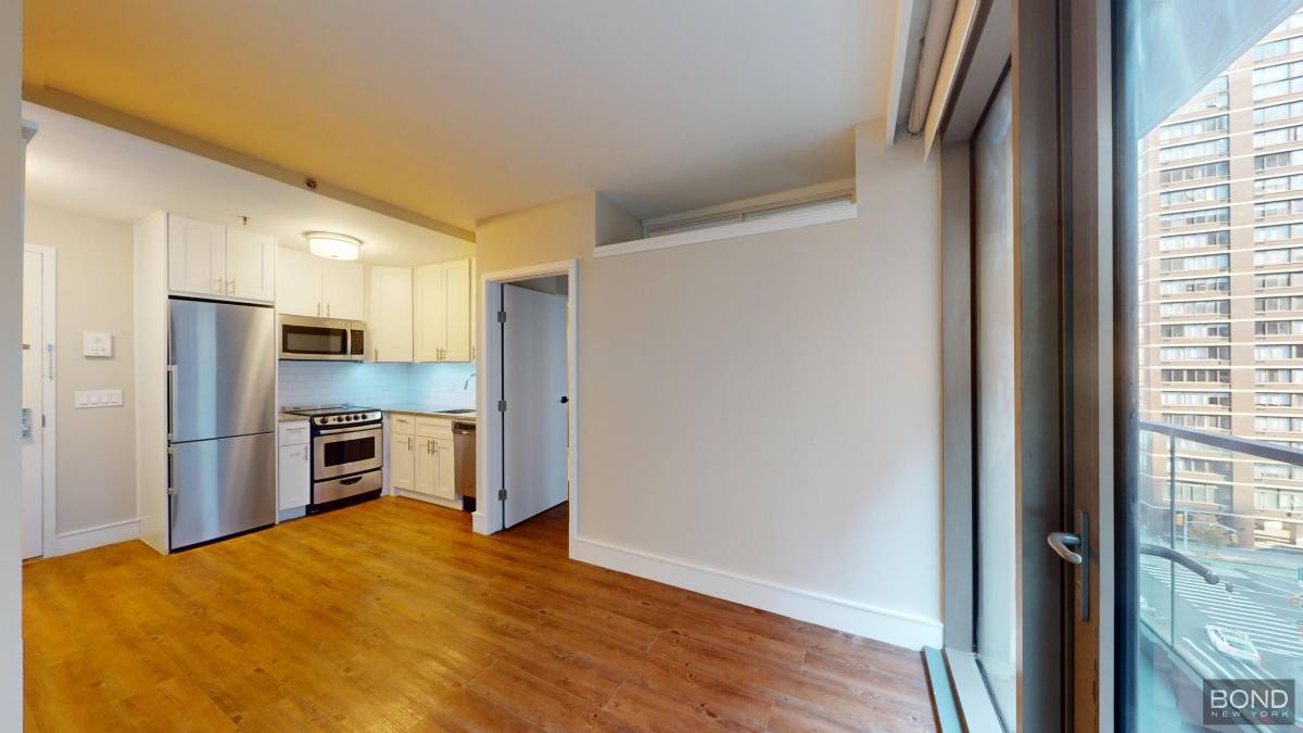 Apartment for rent at 237 E 34th St #702, New York, NY 10016