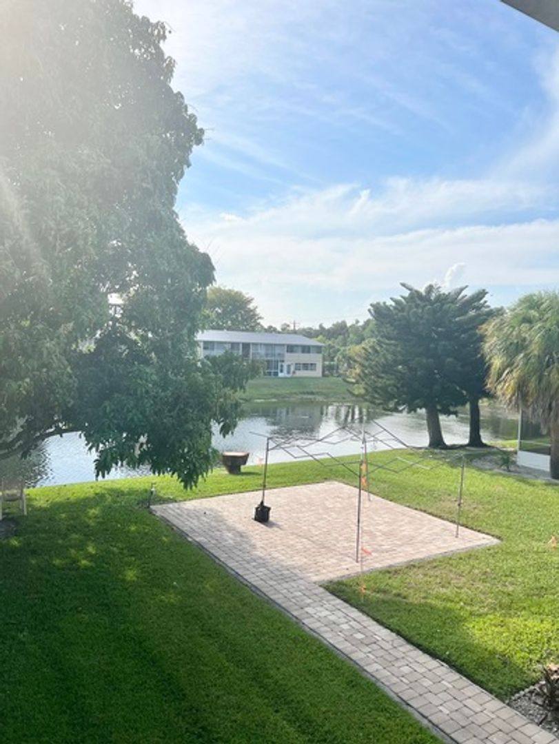 House for rent at 89 Sheffield D, West Palm Beach, FL 33417