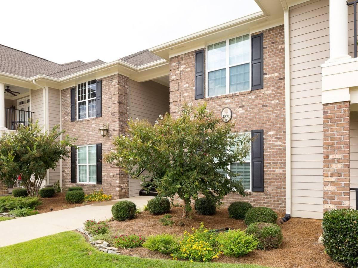 Condo for rent at 1871-202 Jennifer Lane, Fayetteville, NC 28314