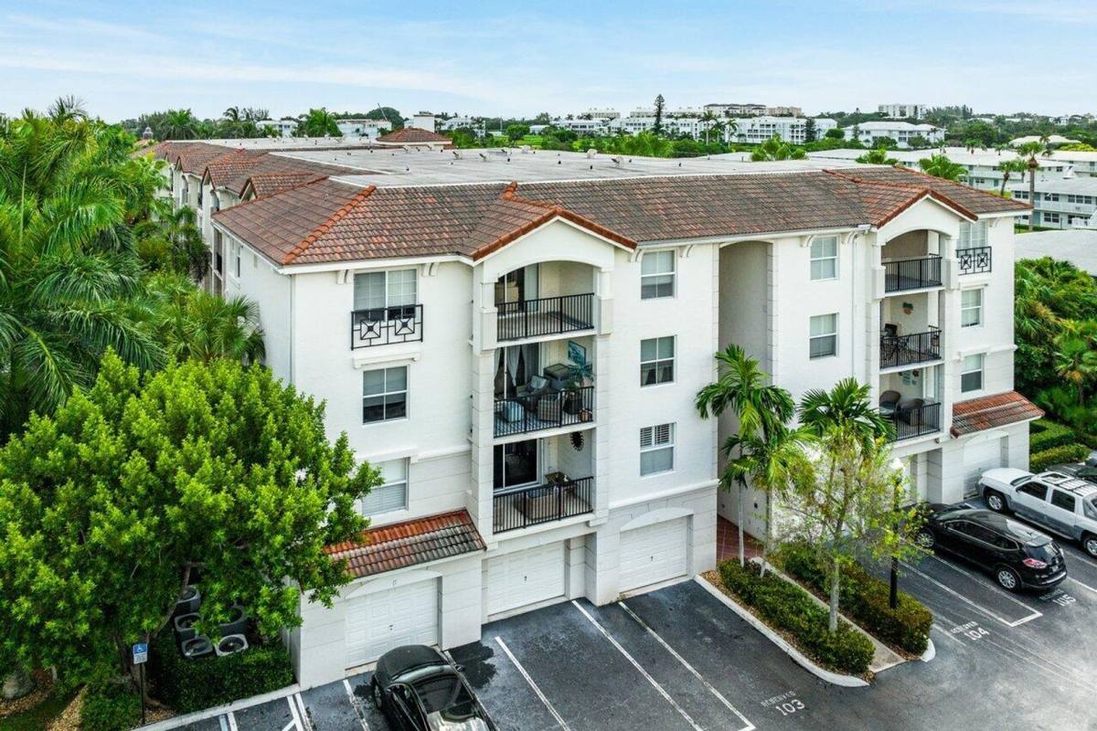 Condo for rent at 1302 Tuscany Way, Boynton Beach, FL 33435