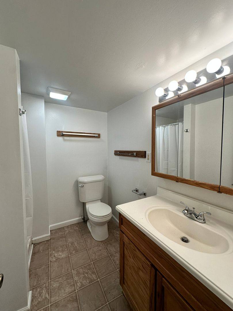 Apartment for rent at 227 S Chelan Ave, Wenatchee, WA 98801