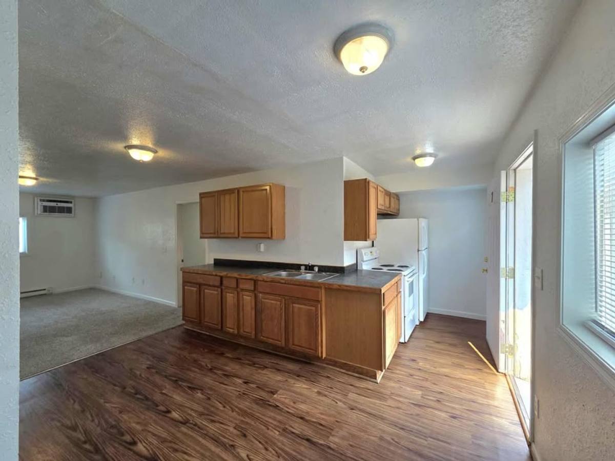 Apartment for rent at 227 S Chelan Ave, Wenatchee, WA 98801
