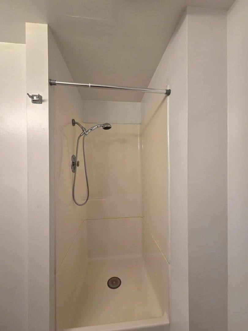 Apartment for rent at 227 S Chelan Ave, Wenatchee, WA 98801