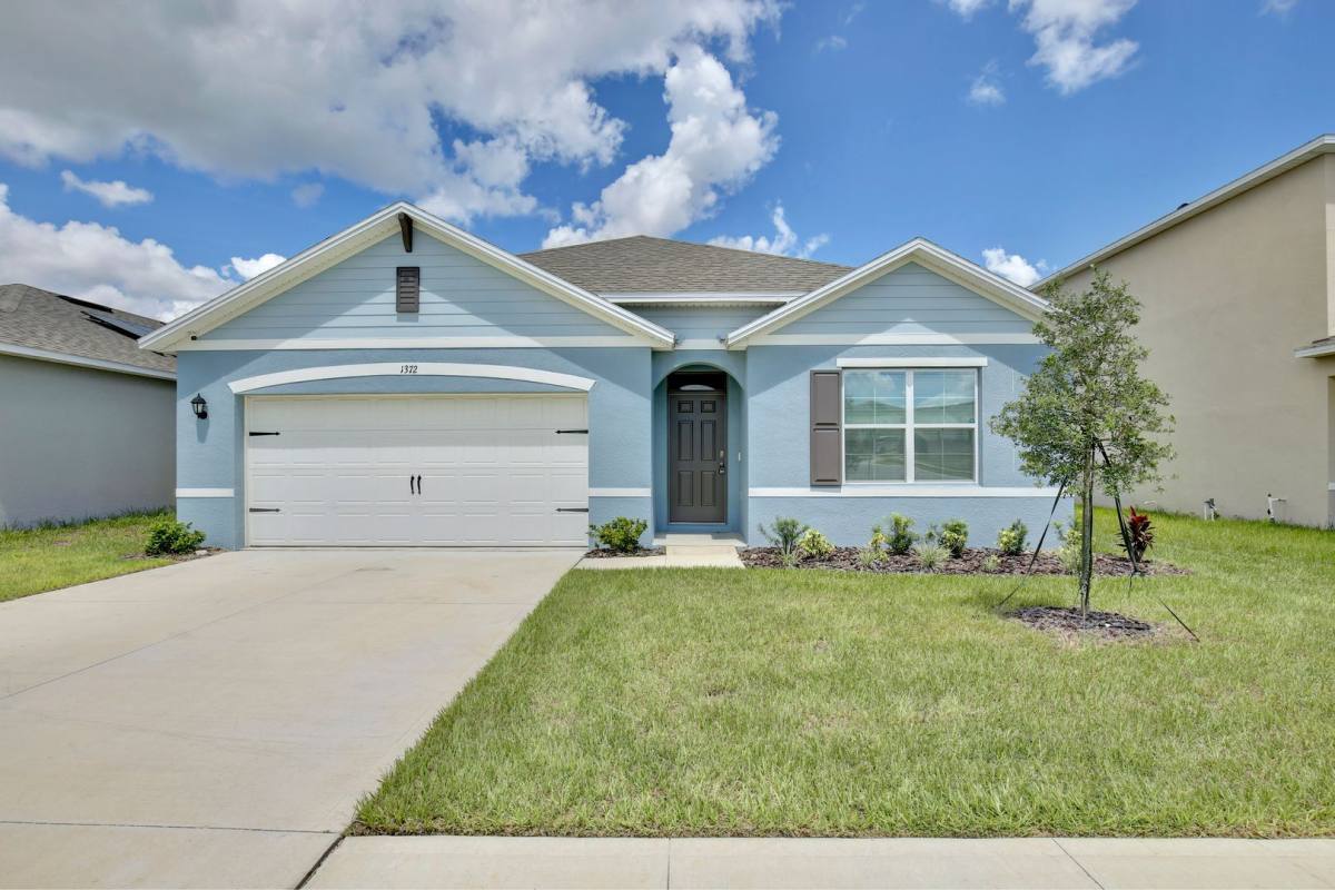 House for rent at 1372 Sugarwood St, Davenport, FL 33837