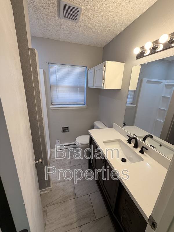House for rent at 1615 1 2 N Main St, Tulsa, OK 74106