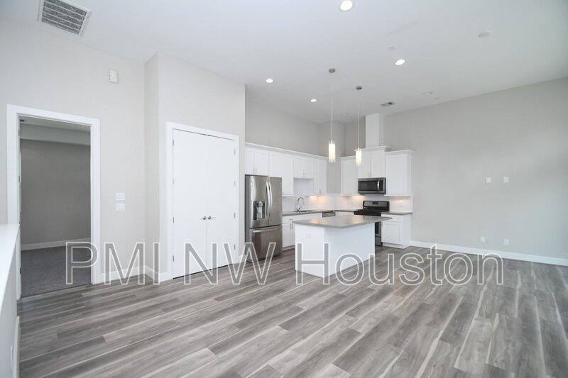 House for rent at 5904 Gardendale Dr #B, Houston, TX 77092
