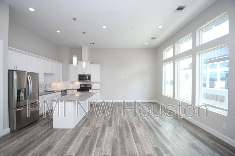 House for rent at 5904 Gardendale Dr #B, Houston, TX 77092