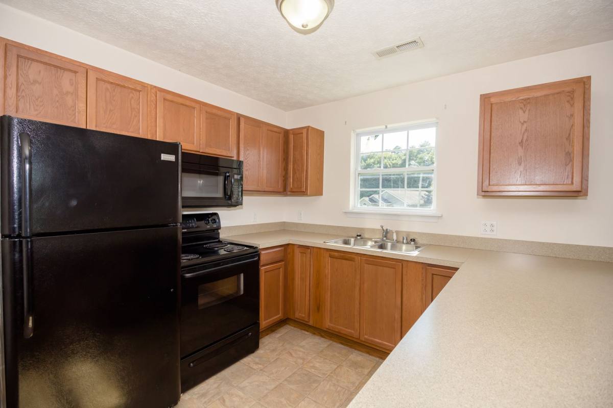 Apartment for rent at 100 Buffalo Trace, Winchester, KY 40391