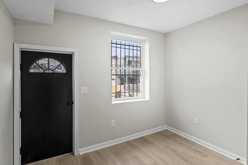 Townhouse for rent at 139 N Lakewood Ave #1, Baltimore, MD 21224