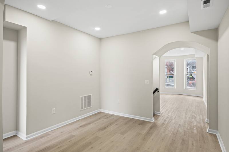 Townhouse for rent at 139 N Lakewood Ave #1, Baltimore, MD 21224