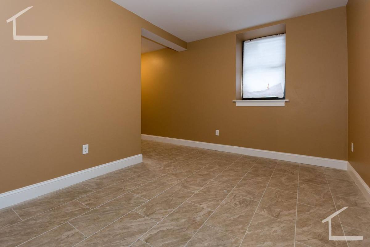 Townhouse for rent at 32 Linden St #9, Brookline, MA 02445
