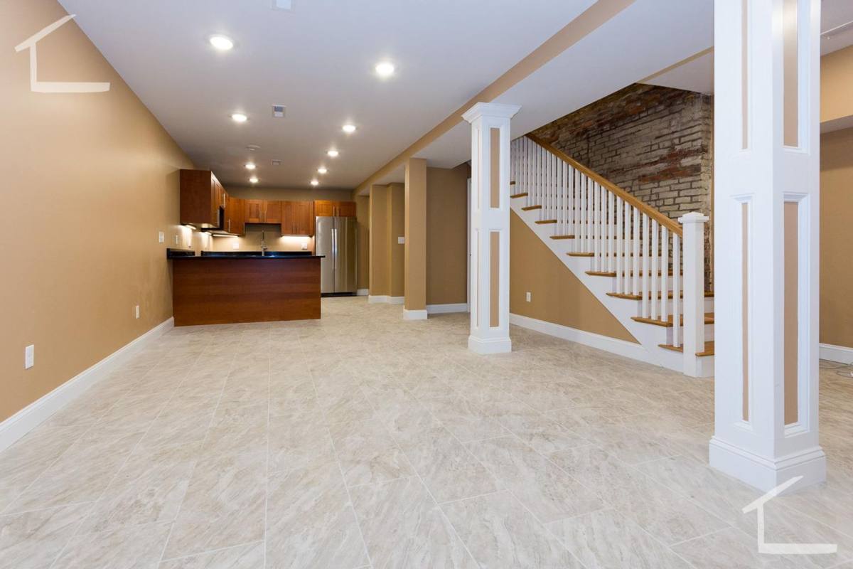 Townhouse for rent at 32 Linden St #9, Brookline, MA 02445