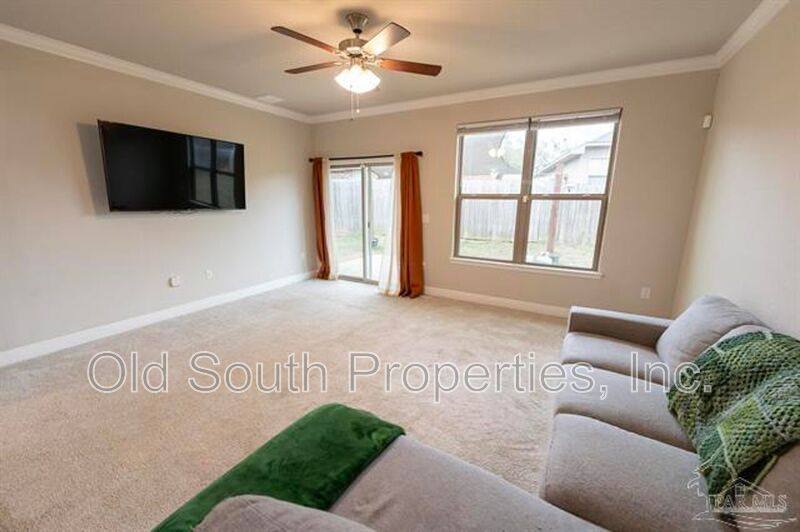 House for rent at 1060 Bretts Way, Cantonment, FL 32533