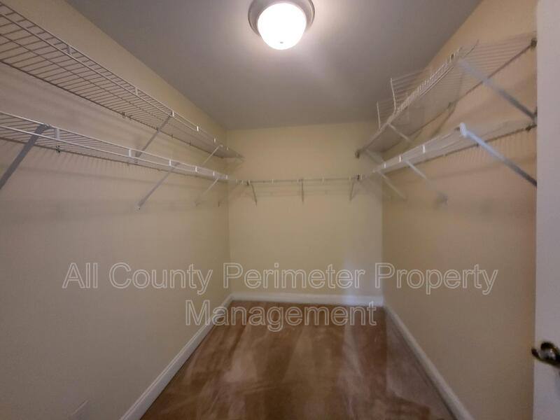 House for rent at 117 Cottage Club Dr, Locust Grove, GA 30248