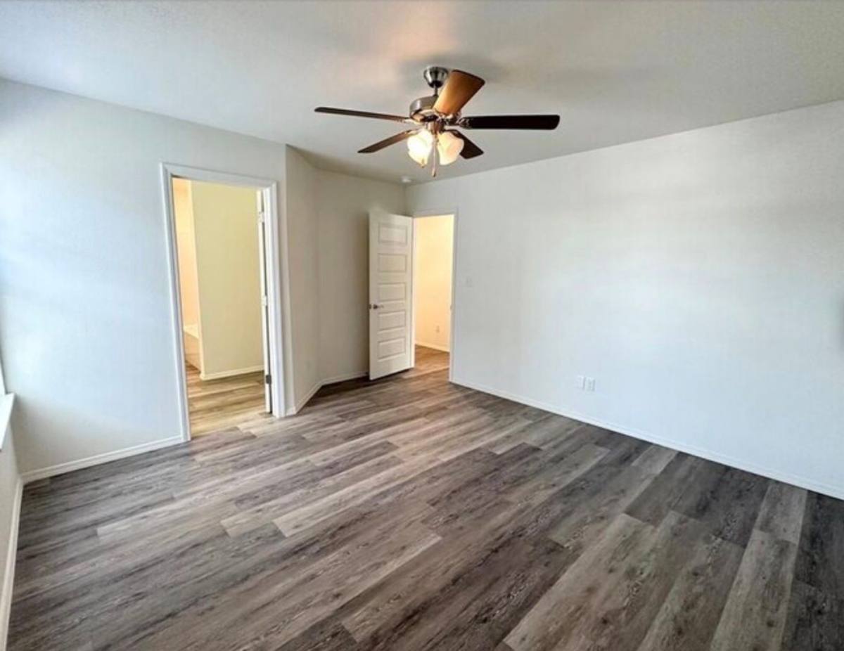 Apartment for rent at 4235 W Santa Fe St, Fayetteville, AR 72704