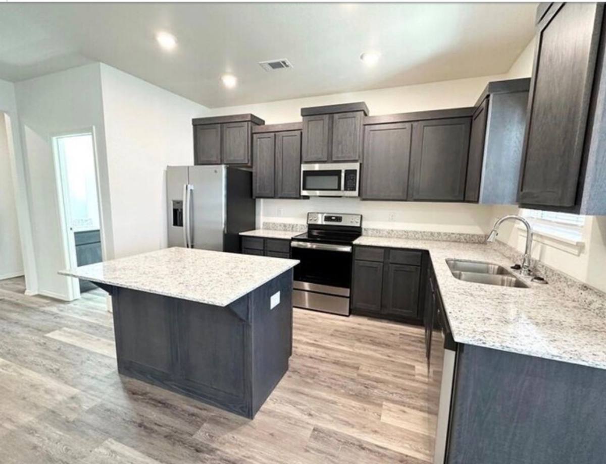 Apartment for rent at 4235 W Santa Fe St, Fayetteville, AR 72704