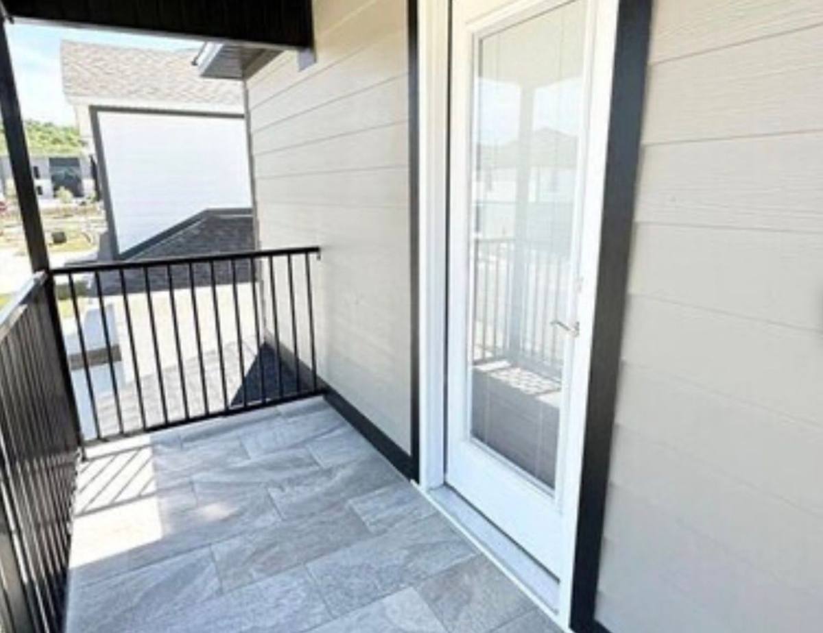 Apartment for rent at 4235 W Santa Fe St, Fayetteville, AR 72704