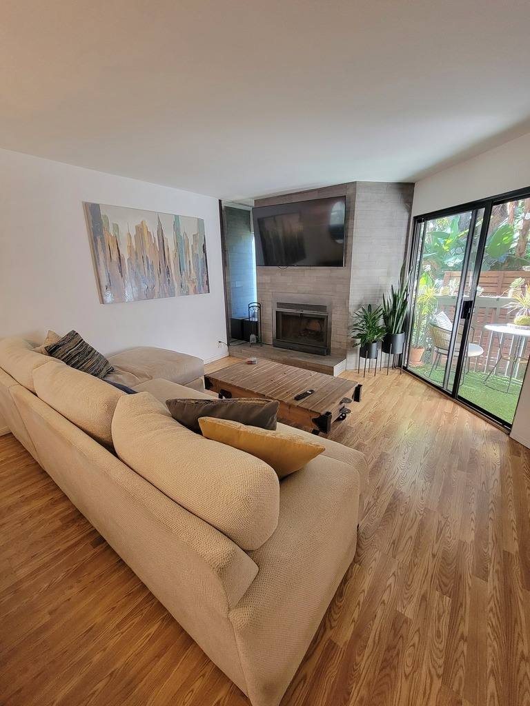 Townhouse for rent at 943 Torrance St #2, San Diego, CA 92103
