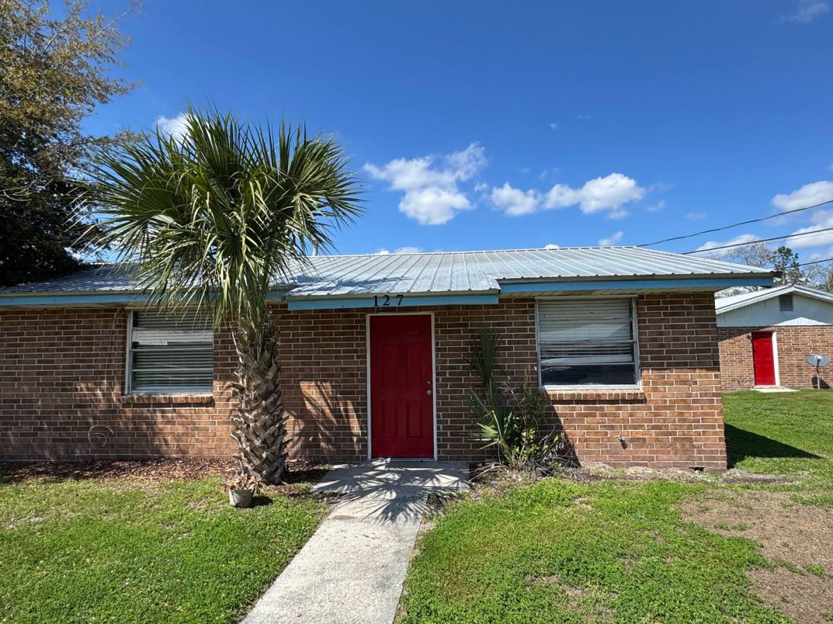 Apartment for rent at 103-198 Horizon Circle SW, Live Oak, FL 32064