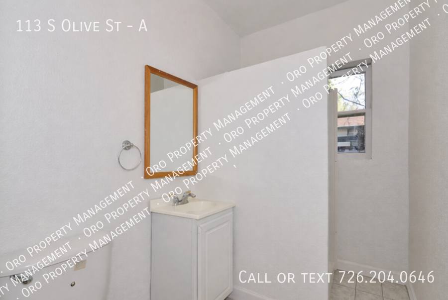 Apartment for rent at 113 S Olive St #A, San Antonio, TX 78202