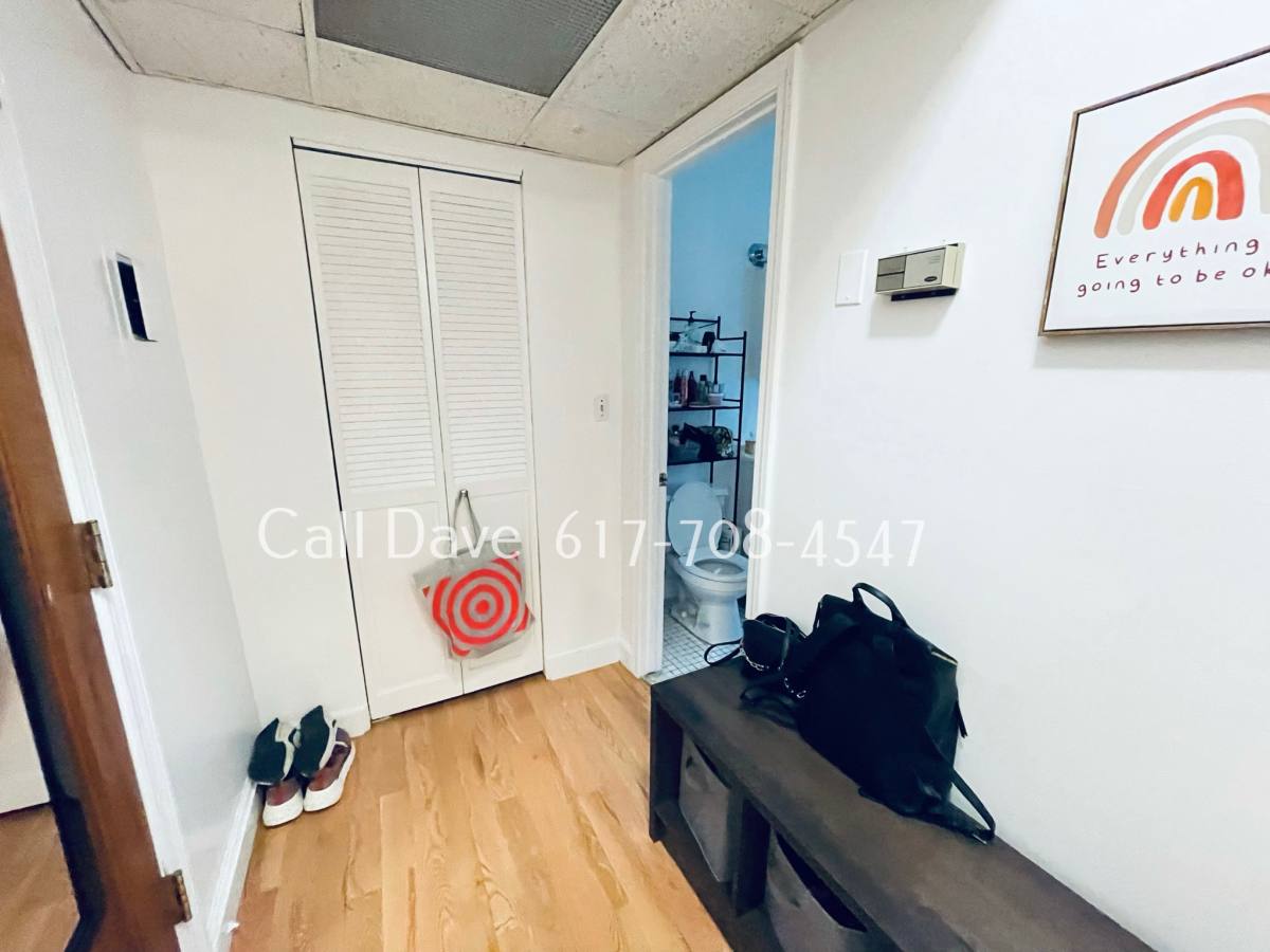 Apartment for rent at 1415 Commonwealth Ave #402, Brighton, MA 02135