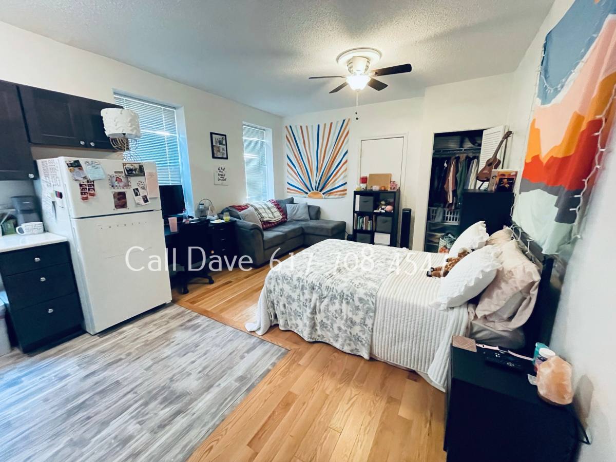 Apartment for rent at 1415 Commonwealth Ave #402, Brighton, MA 02135