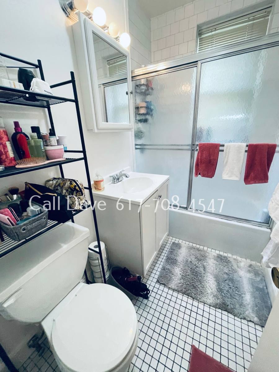 Apartment for rent at 1415 Commonwealth Ave #402, Brighton, MA 02135