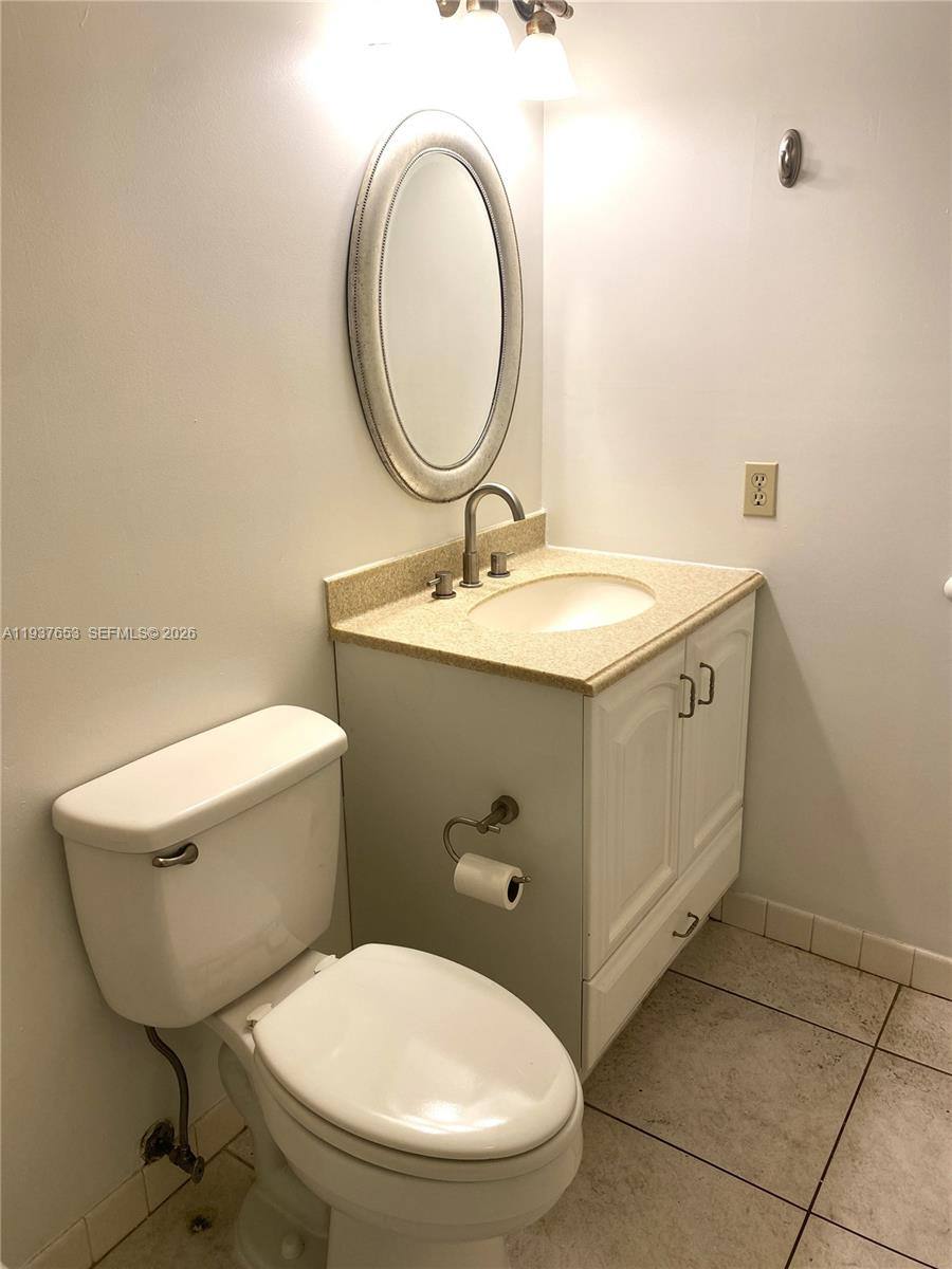 Apartment for rent at 2322 S Cypress Bend Dr #711, Pompano Beach, FL 33069