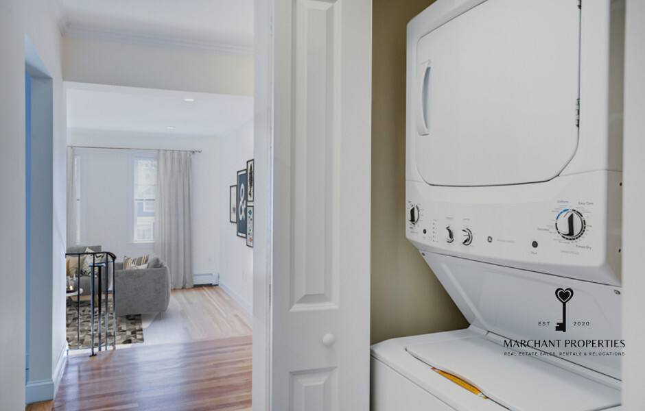 Apartment for rent at 37 Auburn St #6, Brookline, MA 02446