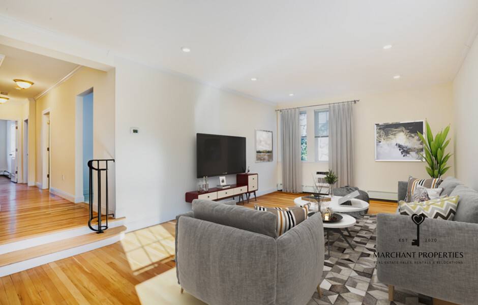 Apartment for rent at 37 Auburn St #6, Brookline, MA 02446