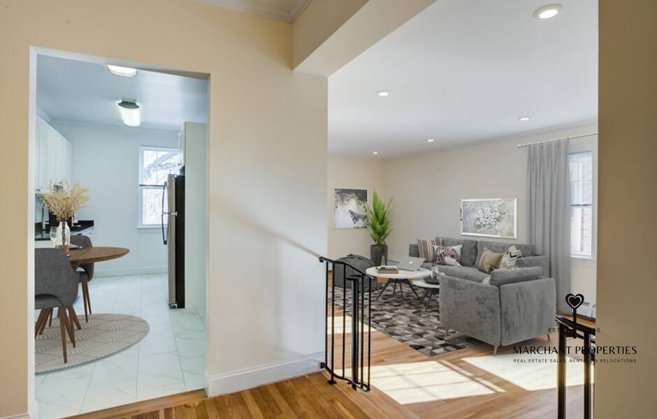 Apartment for rent at 37 Auburn St #6, Brookline, MA 02446