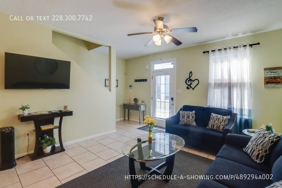 Townhouse for rent at 1229 Century Oaks Dr #A, Gulfport, MS 39507