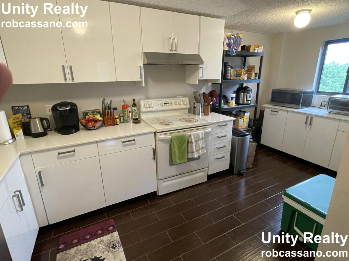 Apartment for rent at 8 9th St #615, Medford, MA 02155