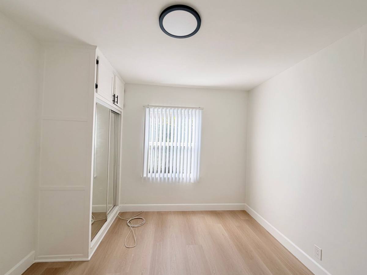 Apartment for rent at 3604 W 63rd St, Los Angeles, CA 90043