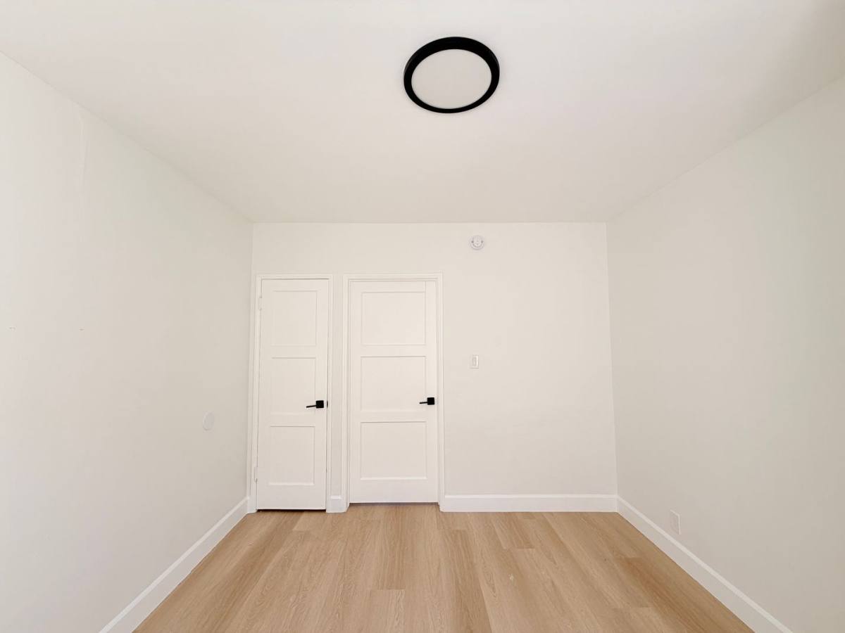 Apartment for rent at 3604 W 63rd St, Los Angeles, CA 90043
