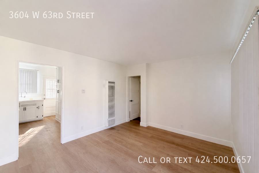 Apartment for rent at 3604 W 63rd St, Los Angeles, CA 90043