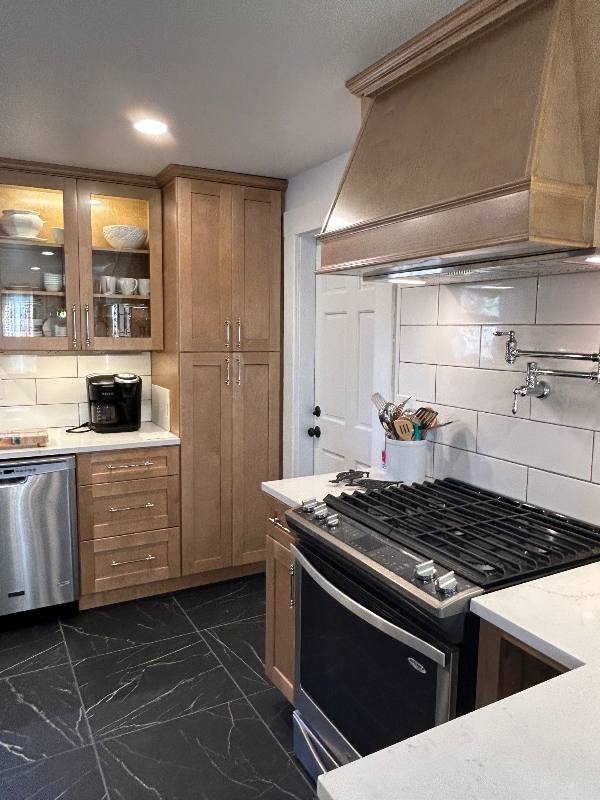 House for rent at 44 N H St, Cottage Grove, OR 97424