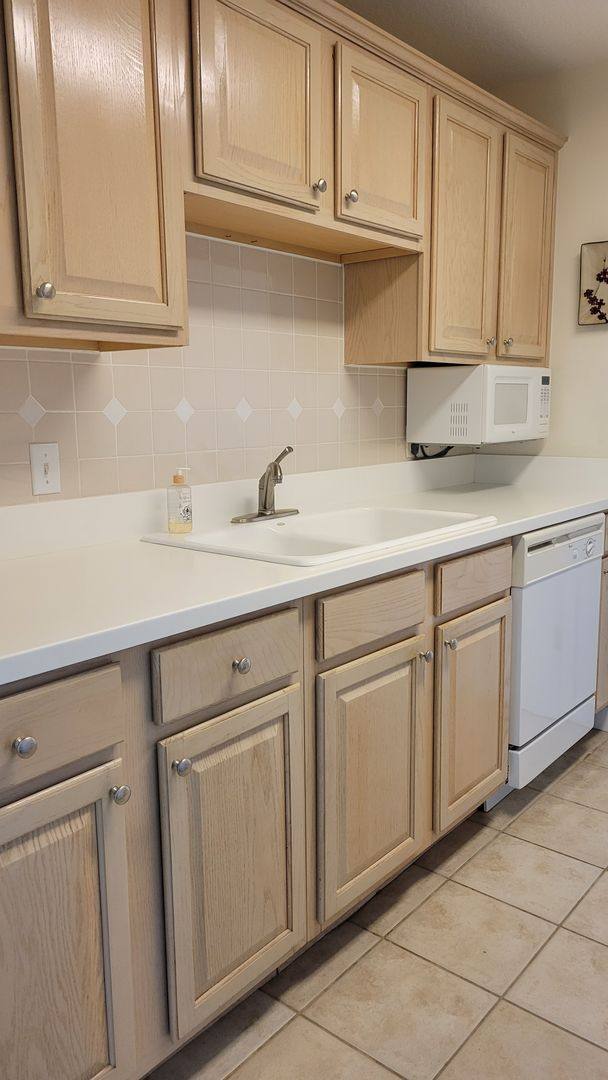 House for rent at 750 N Tamiami Trail #405, Sarasota, FL 34236
