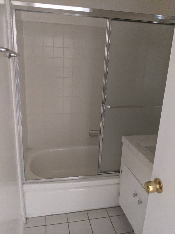 Apartment for rent at 6650 Beck Ave, North Hollywood, CA 91606