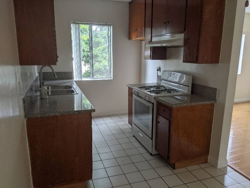 Apartment for rent at 6650 Beck Ave, North Hollywood, CA 91606