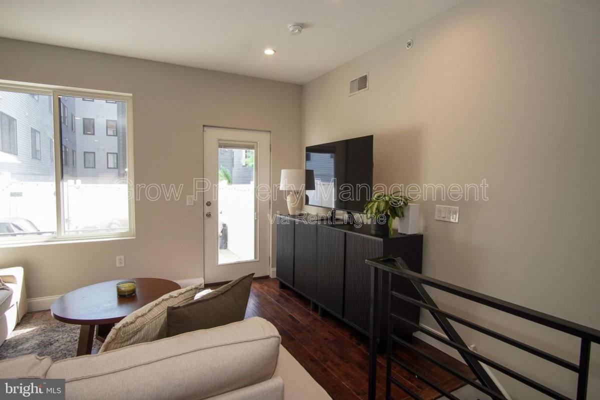 Apartment for rent at 1616 Cambridge St #A, Philadelphia, PA 19130