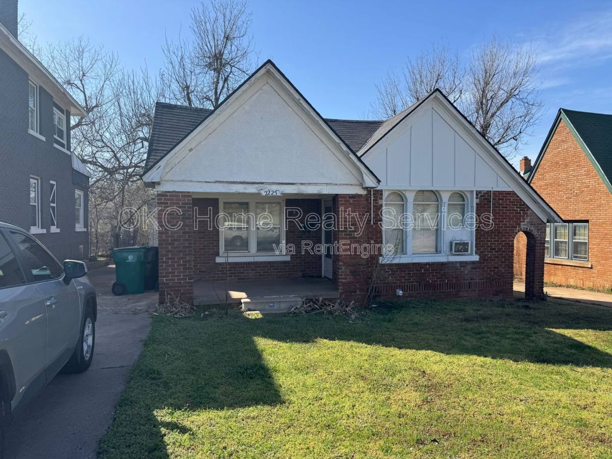 House for rent at 2225 Glen Ellyn St, Oklahoma City, OK 73111
